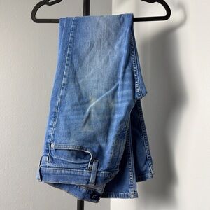 Hollister Men's Light Blue Straight Jeans